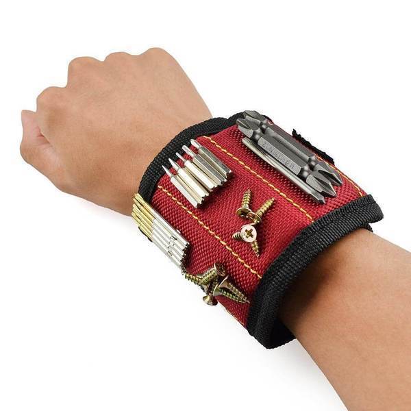 MAGNETIC WRISTBAND PORTABLE